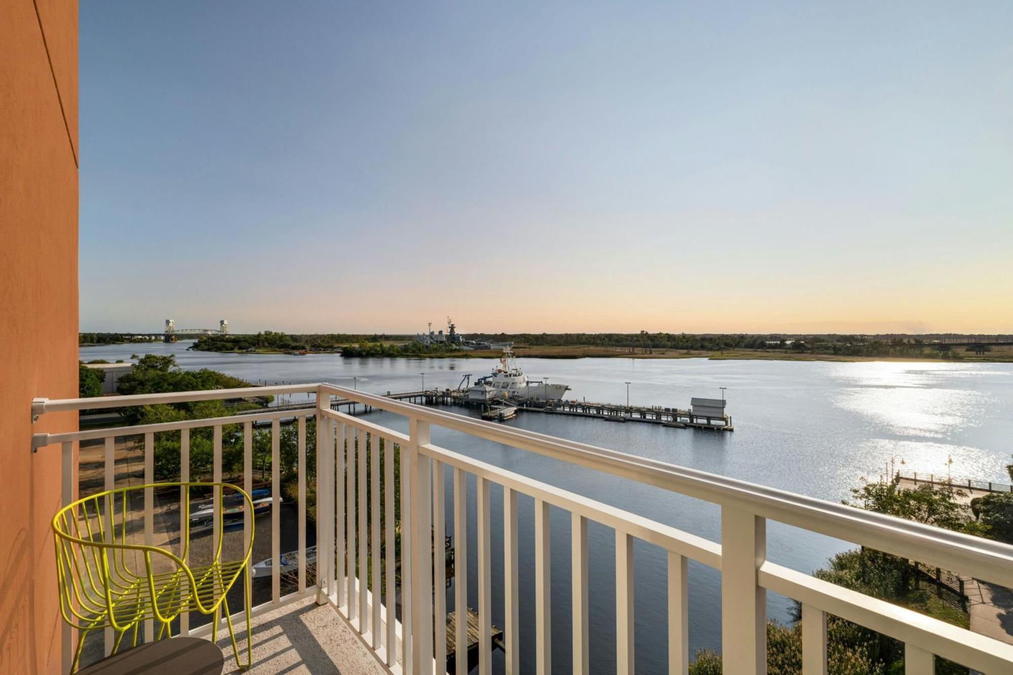Aloft Wilmington At Coastline Center Hotel Exterior foto